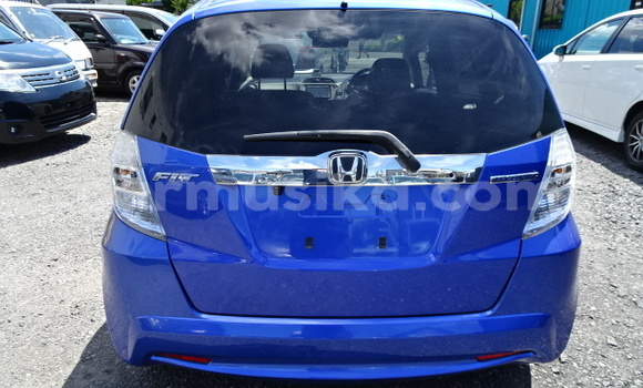 Nunua Ilio tumika Honda Fit Bluu Gari ndani ya Beitbridge nchini Matabeleland Kusini Nunua Ilio tumika Honda Fit Bluu Gari ndani ya Beitbridge nchini Matabeleland Kusini