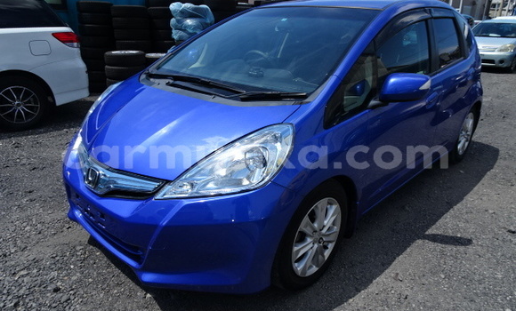 Nunua Ilio tumika Honda Fit Bluu Gari ndani ya Beitbridge nchini Matabeleland Kusini Nunua Ilio tumika Honda Fit Bluu Gari ndani ya Beitbridge nchini Matabeleland Kusini