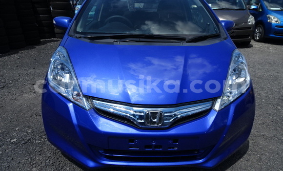 Nunua Ilio tumika Honda Fit Bluu Gari ndani ya Beitbridge nchini Matabeleland Kusini Nunua Ilio tumika Honda Fit Bluu Gari ndani ya Beitbridge nchini Matabeleland Kusini