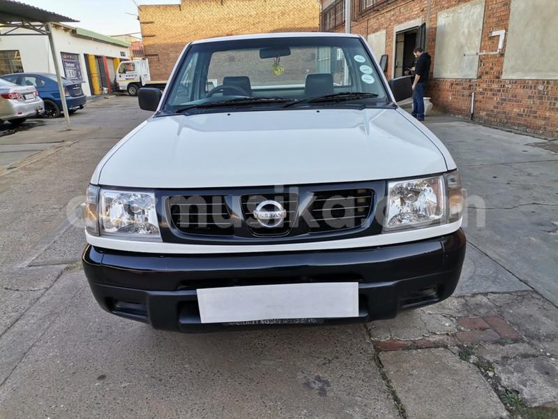 Big with watermark nissan hardbody matabeleland south beitbridge 29411