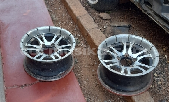 Tenga Tsaru Toyota Hiace Chena Mota in Bulawayo in Bulawayo