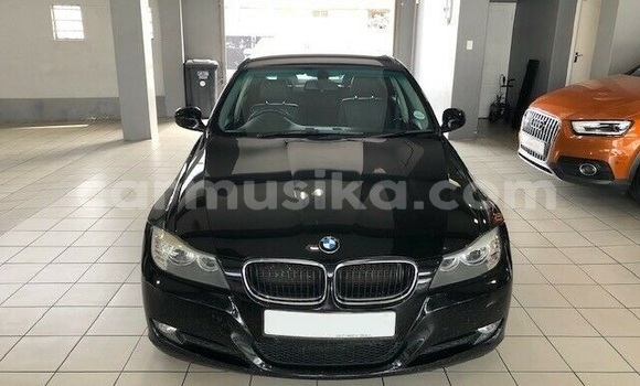Acheter Occasion Voiture BMW 3–Series Noir à Beitbridge, Matabeleland South Acheter Occasion Voiture BMW 3–Series Noir à Beitbridge, Matabeleland South