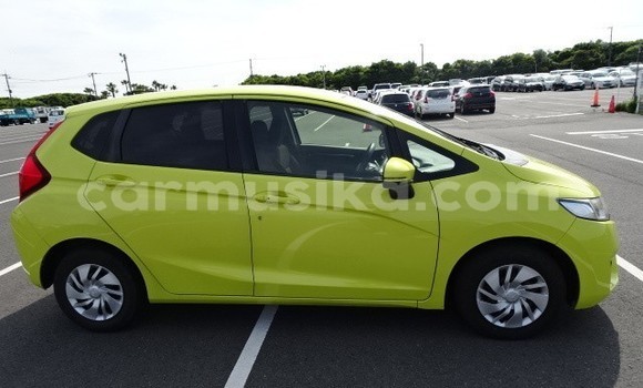 Acheter Import Voiture Honda Fit Autre à Beitbridge, Matabeleland South Acheter Import Voiture Honda Fit Autre à Beitbridge, Matabeleland South