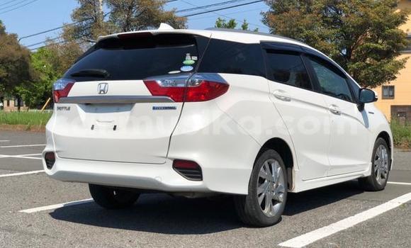 Tenga Tsaru Honda Shuttle Chena Mota in Beitbridge in Matabeleland South Tenga Tsaru Honda Shuttle Chena Mota in Beitbridge in Matabeleland South