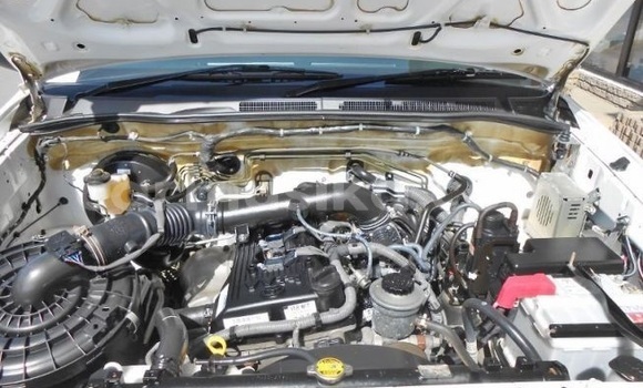 Acheter Occasion Voiture Toyota Hilux Blanc à Beitbridge, Matabeleland South Acheter Occasion Voiture Toyota Hilux Blanc à Beitbridge, Matabeleland South