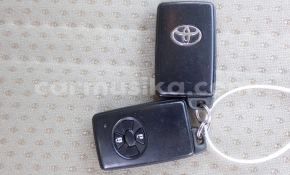 Buy Used Toyota Vitz White Car in Beitbridge in Matabeleland South Buy Used Toyota Vitz White Car in Beitbridge in Matabeleland South