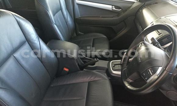 Buy Used Isuzu KB White Car in Beitbridge in Matabeleland South Buy Used Isuzu KB White Car in Beitbridge in Matabeleland South