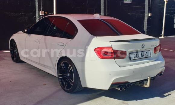 Nunua Ilio tumika BMW 3–Series Nyeupe Gari ndani ya Beitbridge nchini Matabeleland Kusini Nunua Ilio tumika BMW 3–Series Nyeupe Gari ndani ya Beitbridge nchini Matabeleland Kusini