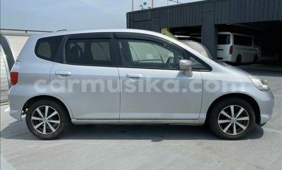 Acheter Occasion Voiture Honda Fit Gris à Beitbridge, Matabeleland South Acheter Occasion Voiture Honda Fit Gris à Beitbridge, Matabeleland South