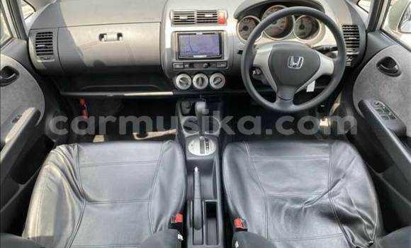 Acheter Occasion Voiture Honda Fit Gris à Beitbridge, Matabeleland South Acheter Occasion Voiture Honda Fit Gris à Beitbridge, Matabeleland South