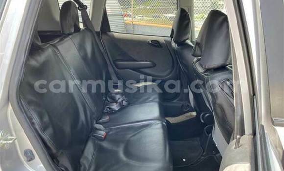 Acheter Occasion Voiture Honda Fit Gris à Beitbridge, Matabeleland South Acheter Occasion Voiture Honda Fit Gris à Beitbridge, Matabeleland South