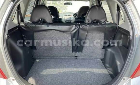 Acheter Occasion Voiture Honda Fit Gris à Beitbridge, Matabeleland South Acheter Occasion Voiture Honda Fit Gris à Beitbridge, Matabeleland South