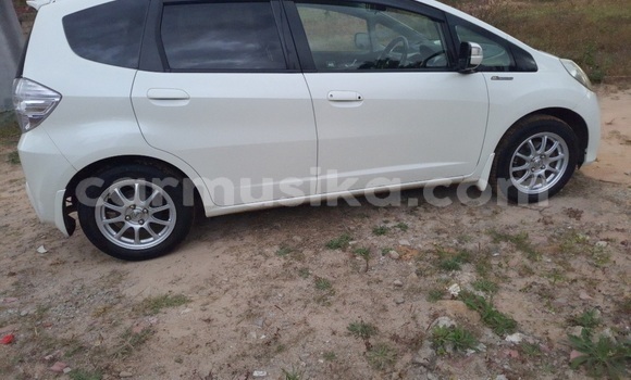 Acheter Occasion Voiture Honda Fit Blanc à Harare, Harare Acheter Occasion Voiture Honda Fit Blanc à Harare, Harare