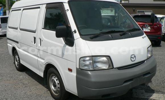 Acheter Occasion Voiture Mazda Bongo Blanc à Beitbridge, Matabeleland South Acheter Occasion Voiture Mazda Bongo Blanc à Beitbridge, Matabeleland South