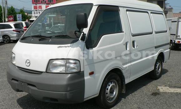 Acheter Occasion Voiture Mazda Bongo Blanc à Beitbridge, Matabeleland South Acheter Occasion Voiture Mazda Bongo Blanc à Beitbridge, Matabeleland South