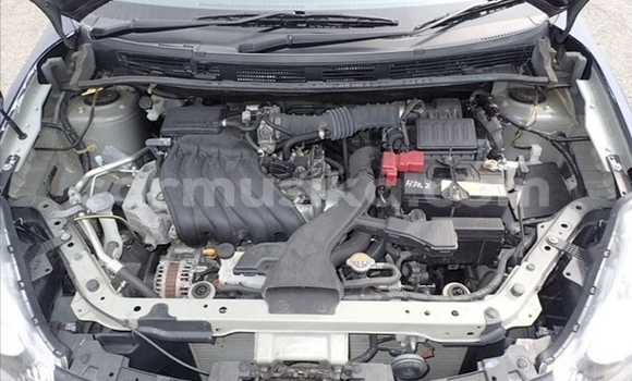 Tenga Tsaru Mazda Familia Bhuruu Mota in Beitbridge in Matabeleland South Tenga Tsaru Mazda Familia Bhuruu Mota in Beitbridge in Matabeleland South