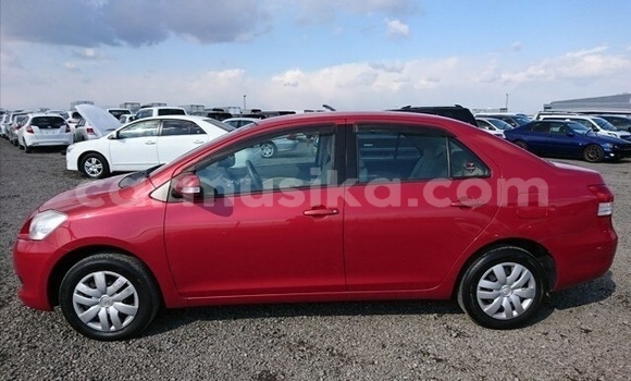 Acheter Occasion Voiture Toyota Belta Rouge à Beitbridge, Matabeleland South Acheter Occasion Voiture Toyota Belta Rouge à Beitbridge, Matabeleland South