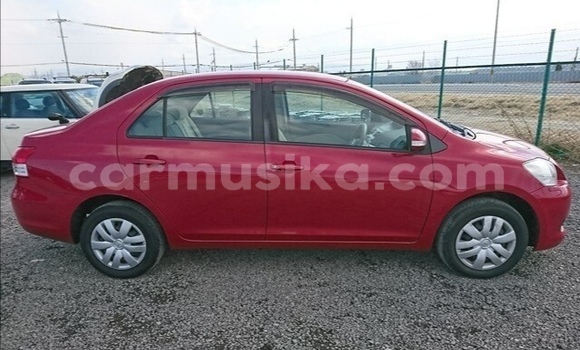 Acheter Occasion Voiture Toyota Belta Rouge à Beitbridge, Matabeleland South Acheter Occasion Voiture Toyota Belta Rouge à Beitbridge, Matabeleland South