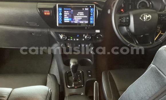 Acheter Occasion Voiture Toyota Hilux Blanc à Beitbridge, Matabeleland South Acheter Occasion Voiture Toyota Hilux Blanc à Beitbridge, Matabeleland South