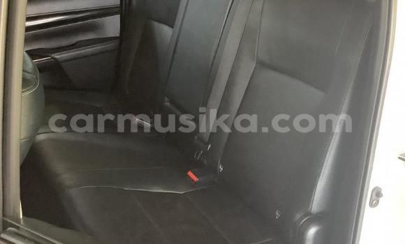 Acheter Occasion Voiture Toyota Hilux Blanc à Beitbridge, Matabeleland South Acheter Occasion Voiture Toyota Hilux Blanc à Beitbridge, Matabeleland South