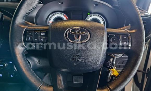 Nunua Ilio tumika Toyota Hilux Nyeupe Gari ndani ya Beitbridge nchini Matabeleland Kusini Nunua Ilio tumika Toyota Hilux Nyeupe Gari ndani ya Beitbridge nchini Matabeleland Kusini