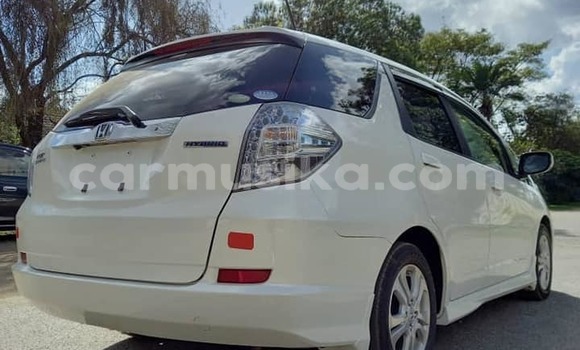 Acheter Occasion Voiture Honda Fit Shuttle Blanc à Harare, Harare Acheter Occasion Voiture Honda Fit Shuttle Blanc à Harare, Harare
