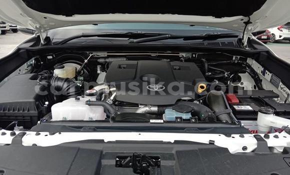 Acheter Occasion Voiture Toyota Hilux Blanc à Harare, Harare Acheter Occasion Voiture Toyota Hilux Blanc à Harare, Harare