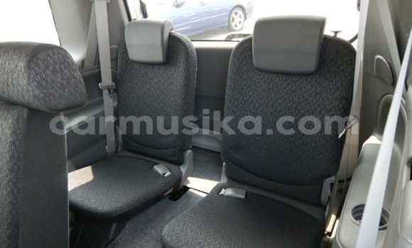 Buy Used Toyota Sienta Silver Car in Beitbridge in Matabeleland South Buy Used Toyota Sienta Silver Car in Beitbridge in Matabeleland South