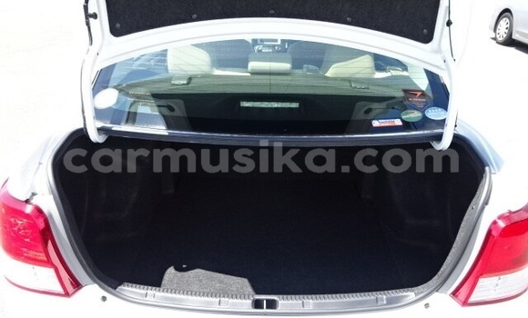 Buy Used Toyota Axio White Car in Beitbridge in Matabeleland South Buy Used Toyota Axio White Car in Beitbridge in Matabeleland South