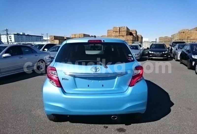 Big with watermark toyota vitz matabeleland south beitbridge 29496