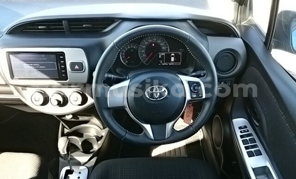 Tenga Tsaru Toyota Vitz Bhuruu Mota in Beitbridge in Matabeleland South Tenga Tsaru Toyota Vitz Bhuruu Mota in Beitbridge in Matabeleland South