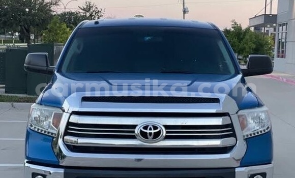 Nunua Ilio tumika Toyota Tundra Bluu Gari ndani ya Beitbridge nchini Matabeleland Kusini Nunua Ilio tumika Toyota Tundra Bluu Gari ndani ya Beitbridge nchini Matabeleland Kusini
