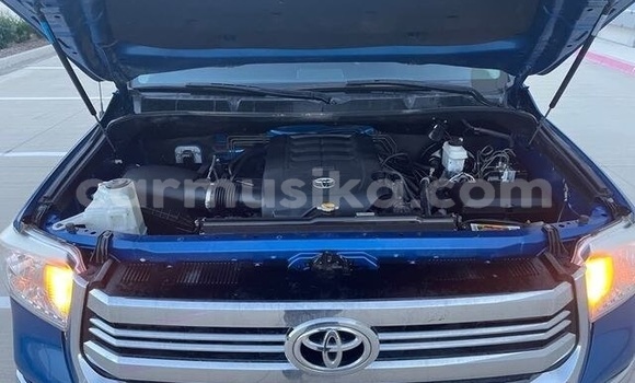Nunua Ilio tumika Toyota Tundra Bluu Gari ndani ya Beitbridge nchini Matabeleland Kusini Nunua Ilio tumika Toyota Tundra Bluu Gari ndani ya Beitbridge nchini Matabeleland Kusini