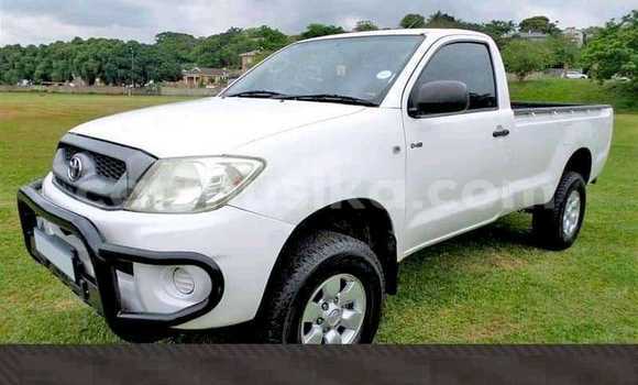 Medium with watermark toyota hilux harare harare 29502
