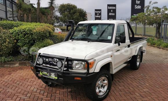 Acheter Occasion Voiture Toyota Land Cruiser Blanc à Harare, Harare