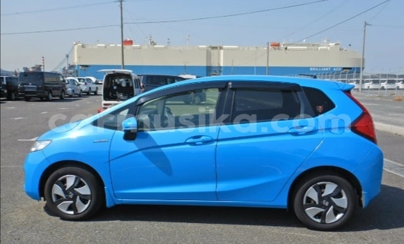 Acheter Occasion Voiture Honda Fit Bleu à Beitbridge, Matabeleland South Acheter Occasion Voiture Honda Fit Bleu à Beitbridge, Matabeleland South