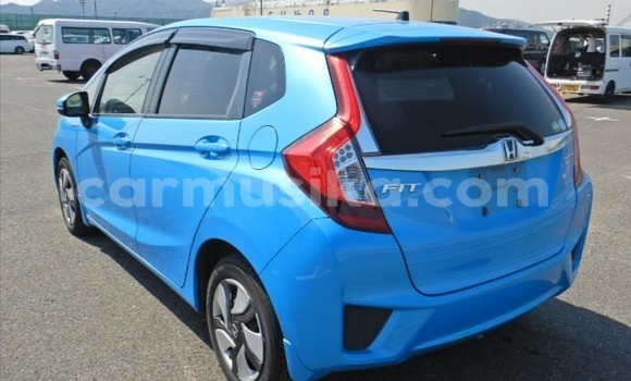 Acheter Occasion Voiture Honda Fit Bleu à Beitbridge, Matabeleland South Acheter Occasion Voiture Honda Fit Bleu à Beitbridge, Matabeleland South