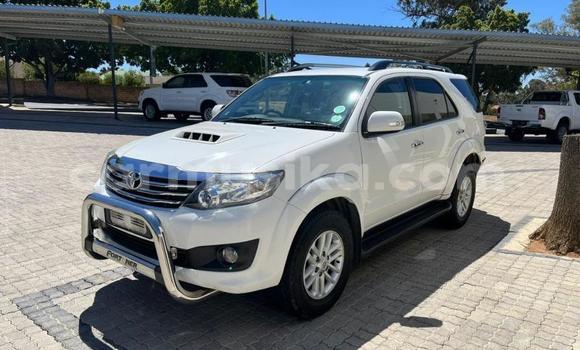 Tenga Tsaru Toyota Fortuner Chena Mota in Beitbridge in Matabeleland South Tenga Tsaru Toyota Fortuner Chena Mota in Beitbridge in Matabeleland South