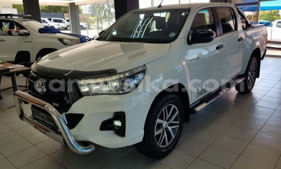 Nunua Ilio tumika Toyota Hilux Nyeupe Gari ndani ya Beitbridge nchini Matabeleland Kusini Nunua Ilio tumika Toyota Hilux Nyeupe Gari ndani ya Beitbridge nchini Matabeleland Kusini