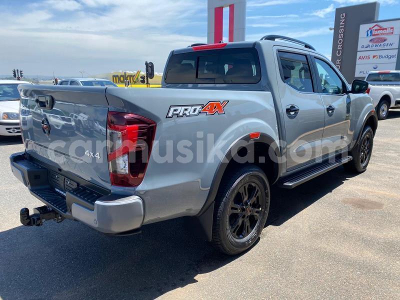 Big with watermark nissan navara matabeleland south beitbridge 29515