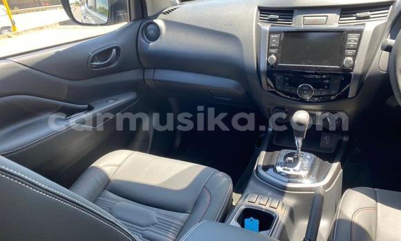 Buy Used Nissan Navara Silver Car in Beitbridge in Matabeleland South Buy Used Nissan Navara Silver Car in Beitbridge in Matabeleland South