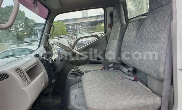 Tenga Tsaru Toyota Dyna Chena Mota in Beitbridge in Matabeleland South Tenga Tsaru Toyota Dyna Chena Mota in Beitbridge in Matabeleland South