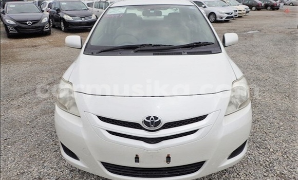 Acheter Occasion Voiture Toyota Belta Blanc à Beitbridge, Matabeleland South Acheter Occasion Voiture Toyota Belta Blanc à Beitbridge, Matabeleland South