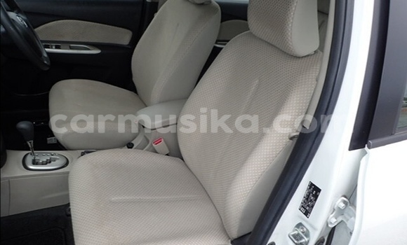 Acheter Occasion Voiture Toyota Belta Blanc à Beitbridge, Matabeleland South Acheter Occasion Voiture Toyota Belta Blanc à Beitbridge, Matabeleland South