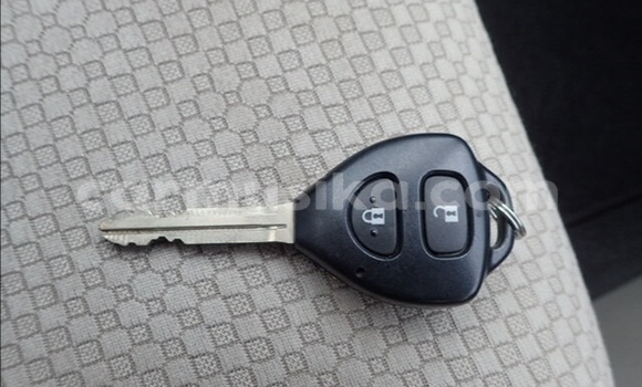 Acheter Occasion Voiture Toyota Belta Blanc à Beitbridge, Matabeleland South Acheter Occasion Voiture Toyota Belta Blanc à Beitbridge, Matabeleland South