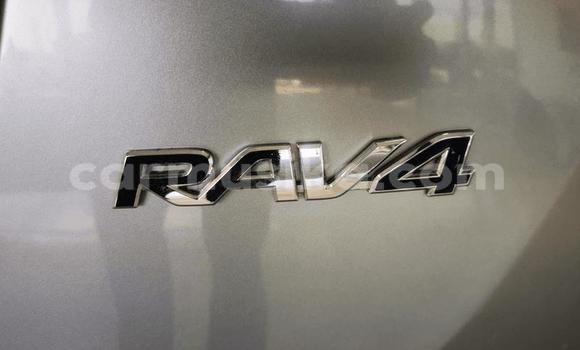 Nunua Ilio tumika Toyota RAV4 Fedha Gari ndani ya Beitbridge nchini Matabeleland Kusini Nunua Ilio tumika Toyota RAV4 Fedha Gari ndani ya Beitbridge nchini Matabeleland Kusini