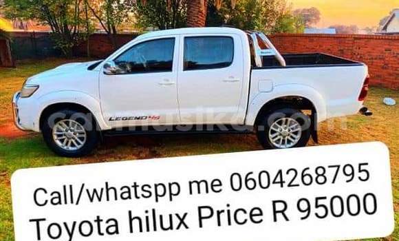 Acheter Occasion Voiture Toyota Hilux Blanc à Beitbridge, Matabeleland South Acheter Occasion Voiture Toyota Hilux Blanc à Beitbridge, Matabeleland South