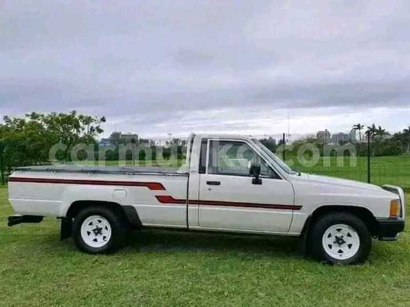 Big with watermark toyota hilux matabeleland south beitbridge 29540