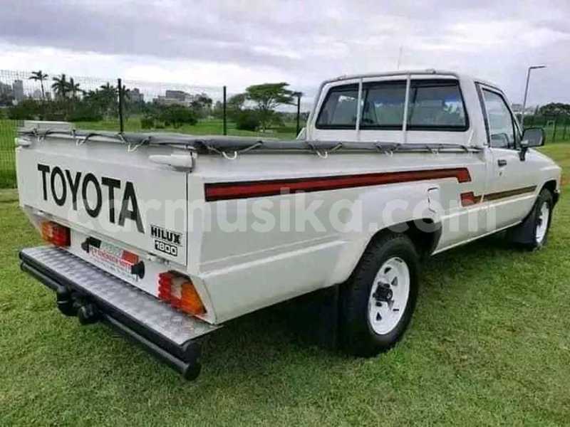 Big with watermark toyota hilux matabeleland south beitbridge 29540