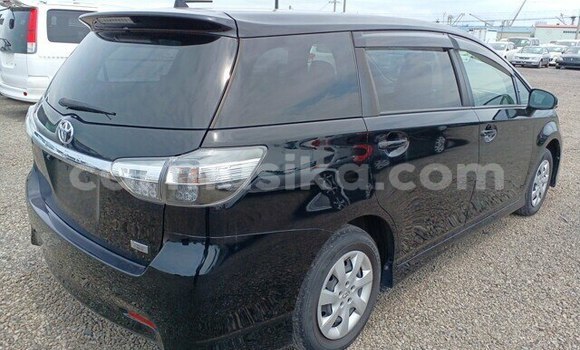 Acheter Occasion Voiture Toyota Wish Noir à Beitbridge, Matabeleland South Acheter Occasion Voiture Toyota Wish Noir à Beitbridge, Matabeleland South